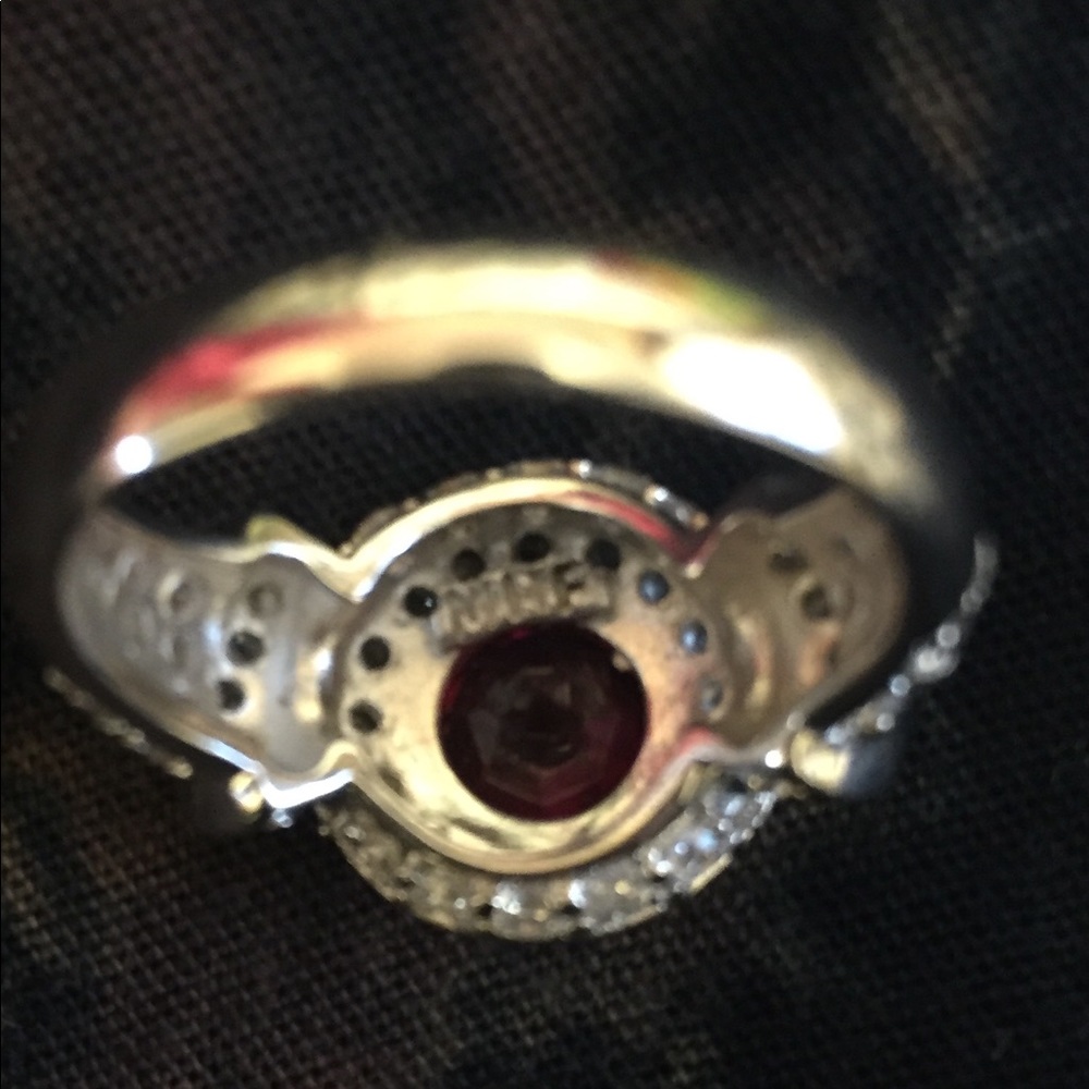 Vintage ruby cocktail ring - Picture 5 of 6